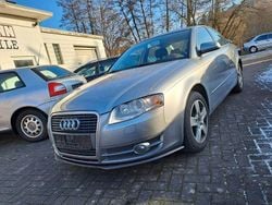 Grau Gebraucht 2006 Audi A4 Comfort Limousine | 4.400 € (Guter Preis)