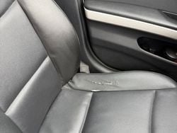 Weiß Gebraucht 2010 BMW 323 Limousine | 7.500 €