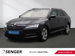Schwarz Gebraucht 2022 Skoda Superb Kombi | 25.990 € (Guter Preis)