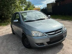 Grau Gebraucht 2003 Opel Corsa Kleinwagen | 600 € (Superpreis)