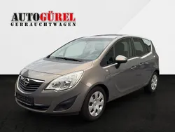Braun Gebraucht 2011 Opel Meriva Edition Van / Kleinbus | 2.950 € (Guter Preis)