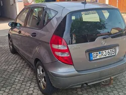 Grau Gebraucht 2007 Mercedes A180 Classic Kombi | 2.400 € (Etwas zu teuer)