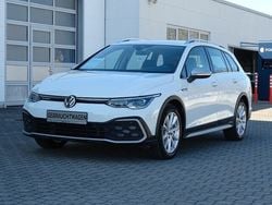 Pure white Gebraucht 2021 VW Golf Alltrack Kombi | 25.900 € (Fairer Preis)