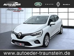 Weiß Gebraucht 2022 Renault Clio V Business Limousine | 13.900 € (Fairer Preis)