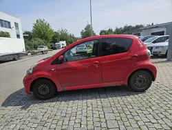 Fire red Gebraucht 2012 Toyota Aygo Edition Kleinwagen | 2.200 € (Guter Preis)