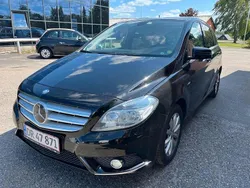 Schwarz Gebraucht 2012 Mercedes B180 Edition 1 Van / Kleinbus | 4.500 € (Etwas zu teuer)