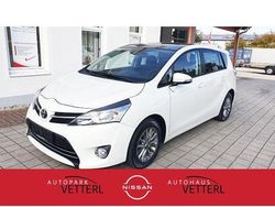 Weiß Gebraucht 2016 Toyota Verso Edition-S Van / Kleinbus | 13.750 € (Fairer Preis)