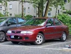 Gebraucht 1998 Mitsubishi Carisma Limousine | 1.400 € (Fairer Preis)