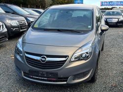 Grau Gebraucht 2016 Opel Meriva Active Van / Kleinbus | 5.000 € (Superpreis)