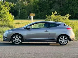 Beige Gebraucht 2009 Renault Mégane Coupé Dynamique Coupé | 3.800 € (Fairer Preis)