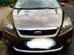 Braun Gebraucht 2010 Ford Focus Cabriolet Cabrio | 3.700 € (Fairer Preis)