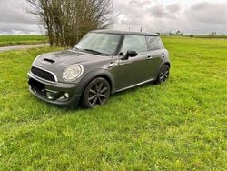 Grau Gebraucht 2010 Mini Cooper S Kleinwagen | 8.650 € (Fairer Preis)