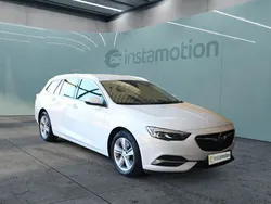 Weiß Gebraucht 2019 Opel Insignia Innovation Kombi | 25.300 €