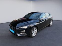 Mitternachtsschwarz Gebraucht 2025 Seat Leon FR Limousine | 28.990 € (Fairer Preis)