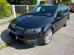 Schwarz Gebraucht 2014 Skoda Octavia RS Kombi | 8.900 € (Superpreis)