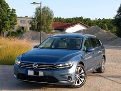 Blau Gebraucht 2016 VW Passat GTE Kombi | 19.500 € (Teuer)