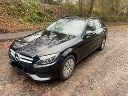 Schwarz Gebraucht 2015 Mercedes C220 Kombi | 11.499 € (Superpreis)