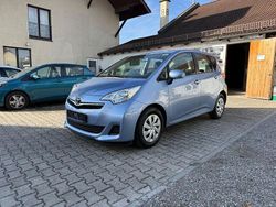 Blau Gebraucht 2011 Toyota Verso-S Life Van / Kleinbus | 10.690 € (Fairer Preis)