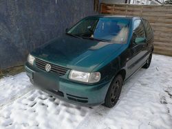 Grün Gebraucht 1997 VW Polo Limousine | 1.000 € (Guter Preis)