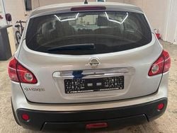 Grau Gebraucht 2008 Nissan Qashqai SUV | 3.499 € (Guter Preis)