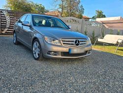 Gold Gebraucht 2008 Mercedes C200 Avantgarde Limousine | 5.500 € (Etwas zu teuer)