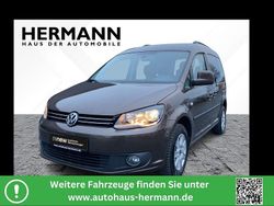 Braun Gebraucht 2015 VW Caddy Comfortline Van / Kleinbus | 12.412 € (Teuer)