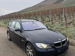 Schwarz Gebraucht 2008 BMW 320 Sport Line Kombi | 2.499 € (Superpreis)