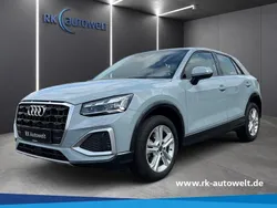 Grau Gebraucht 2024 Audi Q2 Advanced Plus SUV | 29.490 € (Fairer Preis)