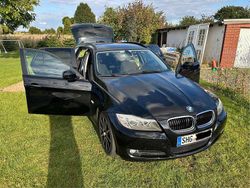 Schwarz Gebraucht 2011 BMW 320 Kombi | 6.999 € (Fairer Preis)