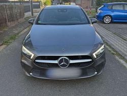 Grau Gebraucht 2018 Mercedes A180 Progressive Limousine | 20.900 € (Fairer Preis)