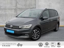Grau Gebraucht 2017 VW Touran Sound Van / Kleinbus | 16.920 € (Teuer)