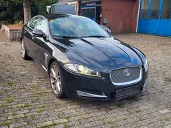 Schwarz Gebraucht 2012 Jaguar XF Limousine | 4.950 € (Superpreis)