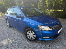 Blau Gebraucht 2016 Skoda Fabia Ambition Kombi | 7.999 € (Guter Preis)