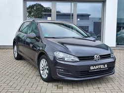 Grau Gebraucht 2015 VW Golf VII LOUNGE Limousine | 11.940 € (Fairer Preis)