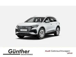 Gletscherweiß metallic Gebraucht 2024 Audi Q4 e-tron Ambiente SUV | 40.900 € (Guter Preis)