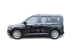Andere Gebraucht 2024 Ford Tourneo Courier Titanium Van / Kleinbus | 26.489 € (Fairer Preis)