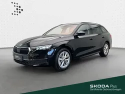 Blackmagic perleffekt Gebraucht 2024 Skoda Octavia Selection Kombi | 32.280 € (Guter Preis)