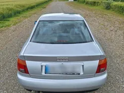 Silber Gebraucht 1996 Audi A4 Limousine | 2.200 € (Fairer Preis)