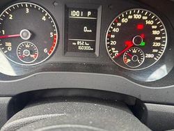 Grau Gebraucht 2011 VW Jetta Limousine | 8.500 € (Etwas zu teuer)