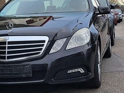 Schwarz Gebraucht 2009 Mercedes E250 Avantgarde Limousine | 5.999 € (Superpreis)