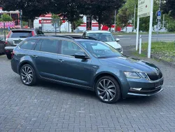 Grau Gebraucht 2019 Skoda Octavia LAURIN & KLEMENT Kombi | 15.500 € (Fairer Preis)