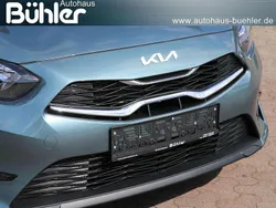 Carraraweiß Neu 2025 Kia Ceed 2 Limousine | 19.350 € (Guter Preis)
