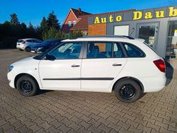 Weiß Gebraucht 2014 Skoda Fabia Kombi | 5.200 € (Guter Preis)