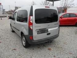 Silber Gebraucht 2018 Renault Kangoo Van / Kleinbus | 8.690 € (Fairer Preis)