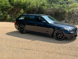 Schwarz Gebraucht 2005 BMW 545 M Sport Kombi | 12.100 €