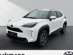 Weiss Neu 2025 Toyota Yaris Cross SUV | 26.930 € (Superpreis)