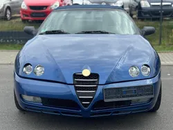 Blau Gebraucht 2007 Alfa Romeo Spider Cabrio | 10.990 €