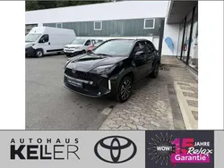Mysticschwarz mica Neu 2025 Toyota Yaris Cross SUV | 32.160 € (Etwas zu teuer)