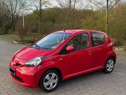 Rot Gebraucht 2006 Toyota Aygo Kleinwagen | 1.600 € (Fairer Preis)