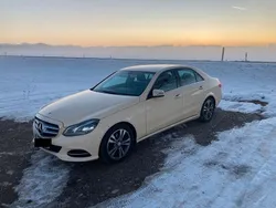 Beige Gebraucht 2014 Mercedes E200 Avantgarde Limousine | 12.777 € (Superpreis)